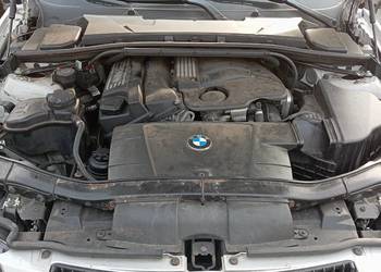 BMW e91 2.0b 2006r części drzwi maska błotnik dach