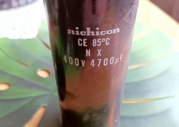 Condensator 400v 4700uf