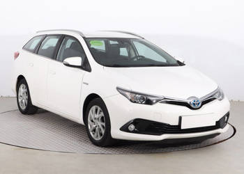 Toyota Auris Hybrid