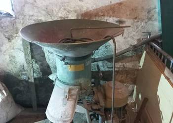 Rozdrabniacz BĄK do zboża / mocny, polska produkcja / bijakowy