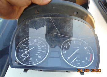 Zegary liczniki BMW seria 3 E90 E91 E92 E93 benzyna GB