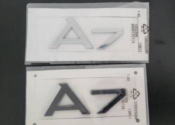 NOWY znaczek A7 emblemat klejany srebrny | czarny logo