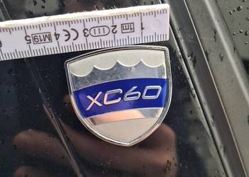 Nowe Znaczki Emblematy naklejki Executive Volvo XC60 2szt Okazja