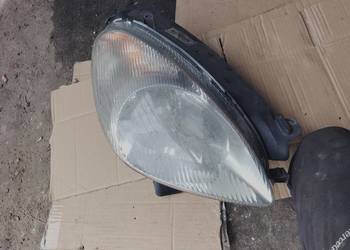 LAMPA PRZÓD PRZEDNIA PRAWA REFLEKTOR xsara picasso