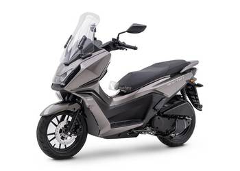 Skuter Kymco Skytown 125 - EURO 5+ Rocznik 2025 r. Kask LS2 Gratis Skuter Kymco Skytown 125 - EURO 5+ Rocznik 2025 r. Kask LS2 Gratis