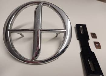 Oryginalny fabryczny znak FSO na atrapę przednią FSO1500, Polonez