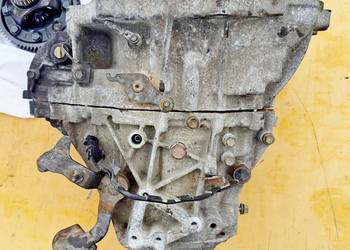 TOYOTA IQ 1.0 CZĘŚCI OBUDOWA SKRZYNI BIEGÓW