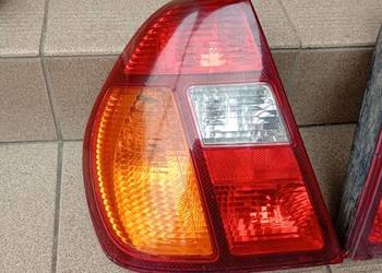 Renault Thalia Lampa Tylna Lewa Prawa Tył Lewy Prawy Wkład