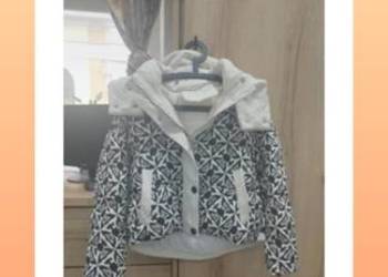 Kurtka puchowa z kapturem