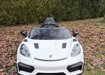 Auto na akumulator Porsche 718 12V pilot