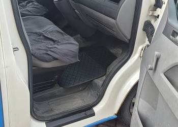 Volkswagen Transporter T5 1.9 TDI LONG | 6-osobowy | Uszkodzony silnik
