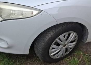Felgi stalowe  wraz z oponami zimowymi 15   5x114,3 x66,1 z Renault Megane