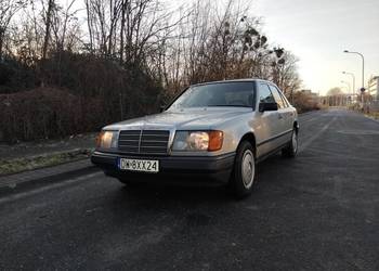 Mertcedes W 124 230E Bez korozji ładne wnętrze