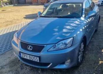 Lexus is 220d