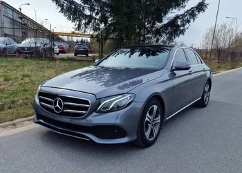 Mercedes-Benz E 220D
