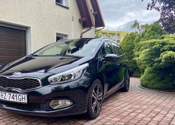 Kia CEED 2 (nowy rozrząd, 2 komplety opon - ZIMA i LATO, kamera, NAVI)