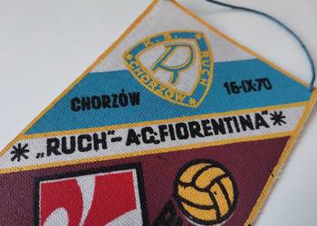 Stary proporczyk Ruch Chorzów - A-C Fiorentina 16.IX.1970