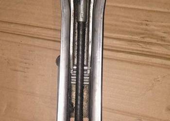 Lewarek pod auto podnośnik A6 C6 4F oryginał