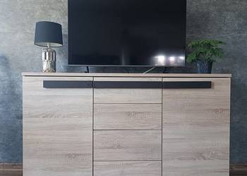 Komoda, stół, krzesła, witryna, półka, RTVka