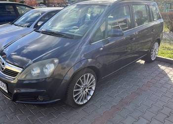 Opel zafira b 2006 1.8 140km