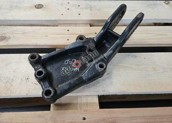 Uchwyt odciągu prawy Valtra C90, C150, C120, C130