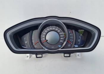 Volvo V40 II 2.0 T Benzyna LICZNIK ZEGARY Europa 31453101