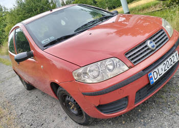 Fiat Punto po facefiltingu 2004 z polskiego salonu