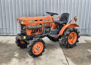 Traktorek traktor KUBOTA B6001D 12KM 4×4