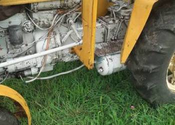 Ciągnik rolniczy Ursus 330