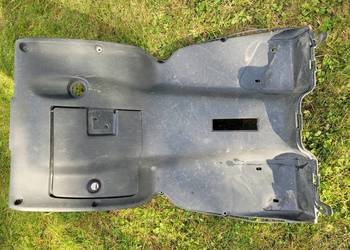 Malaguti F12 Phantom 50 kokpit oslona nog kolan wypelnienie obudowa