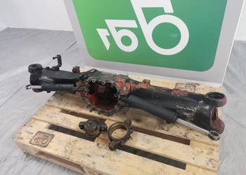 Deutz-fahr Agroplus {Belka osi przedniej Carraro}
