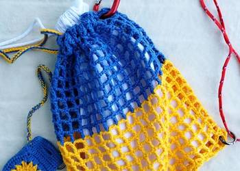 Torebka z karabińczykiem i etui na słuchawki crochet, ręczne robiony Ukrain