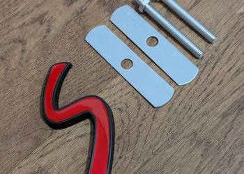 Emblemat znaczek na grill Mini Cooper S R50 R52 R53 R55 R56 R57