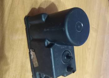 Audi  80  b4 / A4 b5/ 100 c4  Pompka  centralnego  zamka