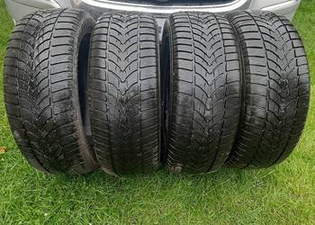 Opony zimowe Dunlop 205/55 R16 4 szt.