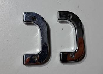 Osłona zamka drzwi lewych 1237230124 Mercedes W123