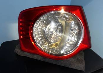 Volkswagen jetta lampa lewy tył lewa tylna