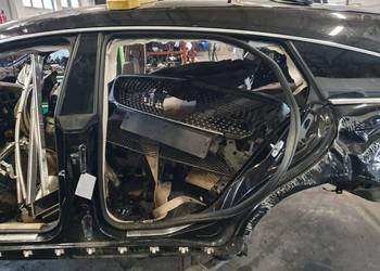 PRÓG LEWY MERCEDES CLS 400 W218 SŁUPEK