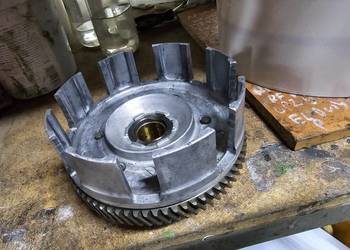 Yamaha YZF 125 R sprzęgło kosz sprzęgłowy zewnętrzny YZF125 yzf125r 125r