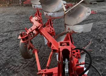 Plug obrotowy KRONE MUSTANG 100/3 2+1 obracany 3 skibowy