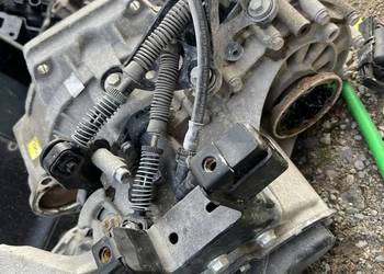 Skrzynia biegów 5 biegowa VW Polo 6r SKODA FABIA 2011r 02R301107A
