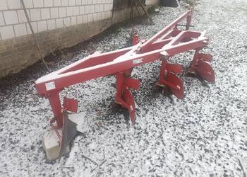 Pługi 4 skibowe zrywalne