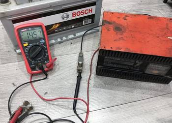 Prostownik ładowarka   9A 12V sprawny porządny  EINHELL