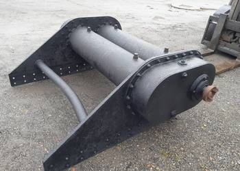 Wibrator przesiewacz wibracyjny dwubębnowy.