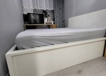 łóżko Malm 180x200 z pojemnikiem Ikea stan bardzo dobry