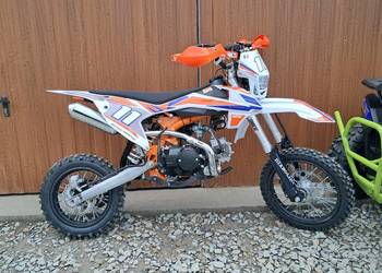 Nowy Cross 125 Diabolini Shadow 12/14 i 14/17 rozrusznik lampa trzymak 2025