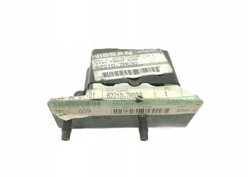 WSPORNIK ZDERZAKA PRZÓD NISSAN ALMERA TINO 2001-2006 / 622107M030