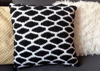 Poduszka, poszewka dekoracyjna czarno-biała handmade