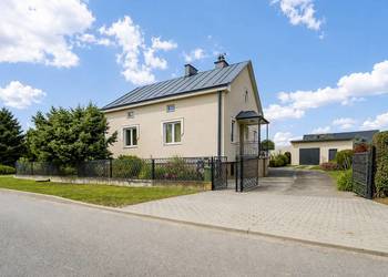 Jarosław, ul. Dolnoleżajska| Dom po remoncie| 109,75 m²|działka 1460 m²