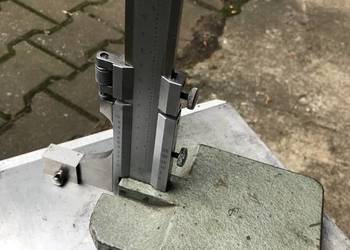 Wysokościomierz suwmiarkowy 450